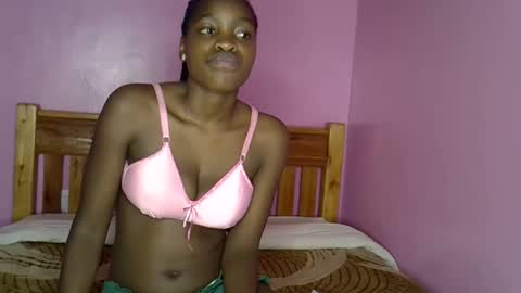 Snapshot of c_trish chatting on 10/15/25, 07:58 C--trish online show from 10/15/25, 07:58