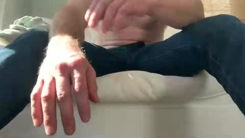 Snapshot of ca19661 chatting on 03/02/25, 05:25 Tyler online show from 03/02/25, 05:25