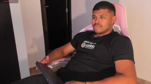 Snapshot of caballero_____ chatting on 12/28/24, 04:08 INSTAGRAM CABALLERO 1998 online show from 12/28/24, 04:08