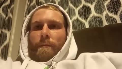 Snapshot of cacm121932470 chatting on 09/10/25, 03:12 TreeaTz online show from 09/10/25, 03:12