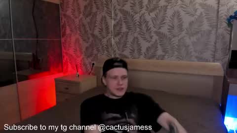 Snapshot of cactusjames_69 chatting on 09/11/25, 05:46 James online show from 09/11/25, 05:46