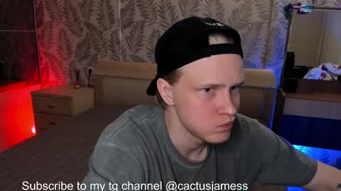 Snapshot of cactusjames_69 chatting on 10/11/25, 08:29 James online show from 10/11/25, 08:29