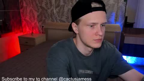 Snapshot of cactusjames_69 chatting on 10/16/25, 04:19 James online show from 10/16/25, 04:19