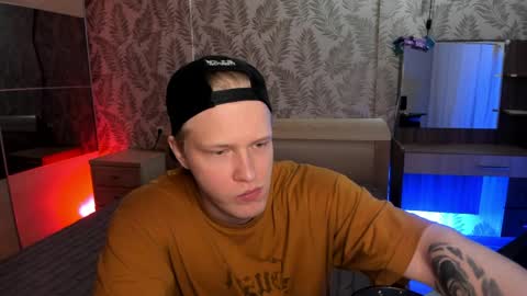 Snapshot of cactusjames_69 chatting on 04/09/26, 03:17 James online show from 04/09/26, 03:17