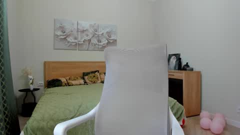 Snapshot of caelestiss chatting on 03/05/26, 02:40 Lita online show from 03/05/26, 02:40