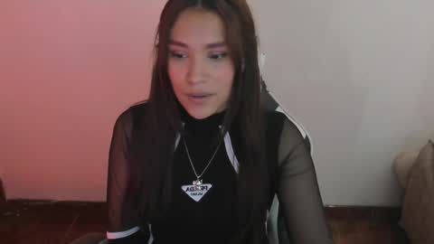 Snapshot of caelisse_cb chatting on 06/08/26, 05:13 caelisse_cb online show from 06/08/26, 05:13
