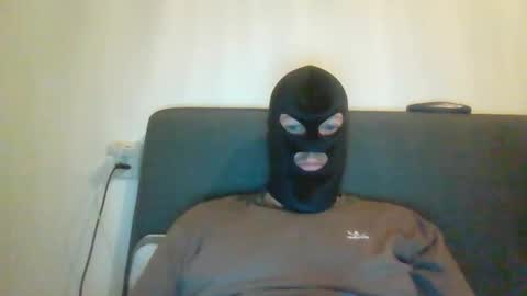 cagegag31 online show from 11/16/25, 10:32