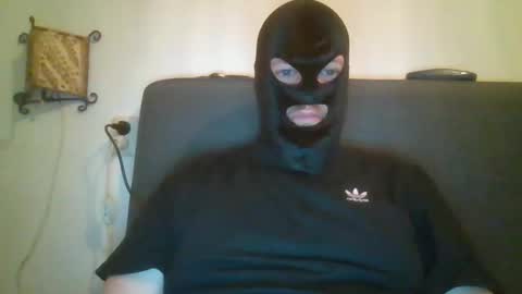 Snapshot of cagegag31 chatting on 02/01/26, 02:26 cagegag31 online show from 02/01/26, 02:26