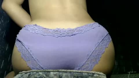 Snapshot of caitessa_bellemoir chatting on 06/25/26, 05:12 caitessa_bellemoir online show from 06/25/26, 05:12