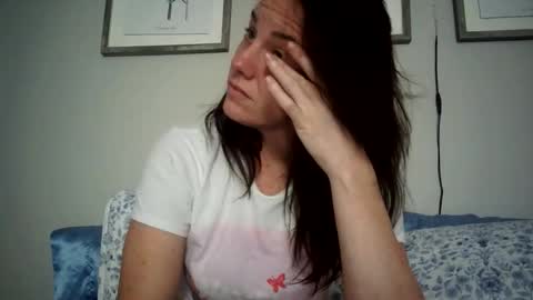 Snapshot of caitie__citrine chatting on 10/12/25, 11:37 Caitie Citrine online show from 10/12/25, 11:37