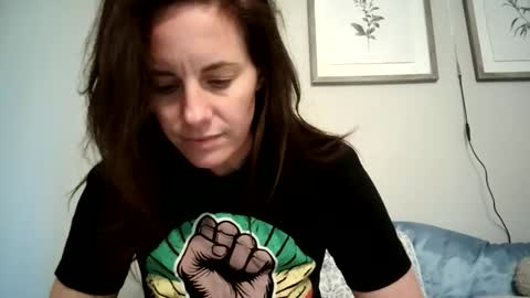 Snapshot of caitie__citrine chatting on 10/28/25, 07:05 Caitie Citrine online show from 10/28/25, 07:05