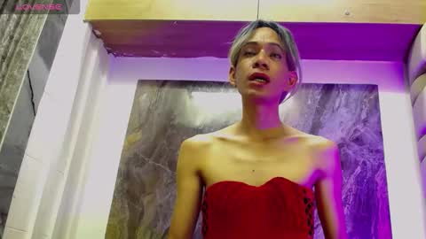 Snapshot of caitlyn_joness_ chatting on 11/19/25, 12:05 caitlyn_joness_ online show from 11/19/25, 12:05