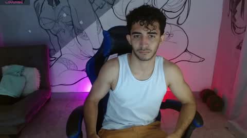 Snapshot of caius_bigcock1 chatting on 05/03/26, 12:22 caius online show from 05/03/26, 12:22