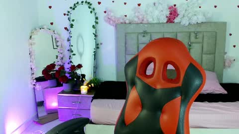 caius online show from 04/12/26, 01:27