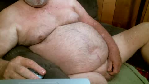 Snapshot of cajungrey75 chatting on 10/02/25, 10:33 cajungrey online show from 10/02/25, 10:33