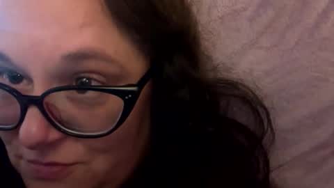 Snapshot of cakemama402 chatting on 12/03/25, 07:49 Cakemama online show from 12/03/25, 07:49