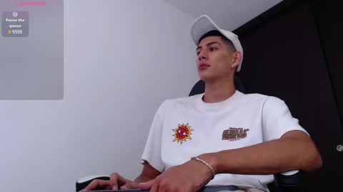 Valerio  online show from 02/11/25, 03:51