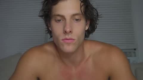 Snapshot of calebjmac chatting on 10/20/25, 04:57 Alex Stone online show from 10/20/25, 04:57