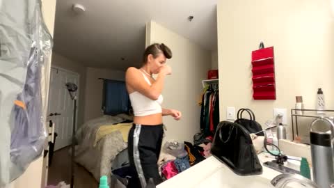 The Cali Cambri online show from 09/27/25, 09:53