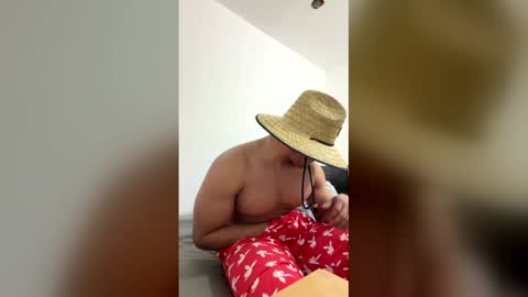 caliente539763 online show from 03/25/26, 03:12