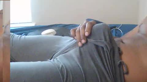 Snapshot of califreak619 chatting on 12/01/25, 09:09 DaddyD1ck online show from 12/01/25, 09:09