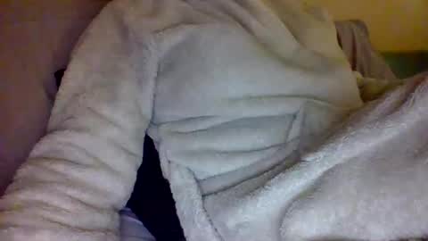 Snapshot of caligirl310r chatting on 01/25/25, 01:52 Caligurl Queen Head Fluffer In Charge Goddess of Cocktease Mistress of Holes online show from 01/25/25, 01:52