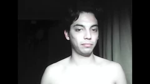 Snapshot of caligula_99 chatting on 10/14/25, 04:24 Calgula online show from 10/14/25, 04:24