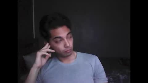 Snapshot of caligula_99 chatting on 12/21/25, 11:34 Calgula online show from 12/21/25, 11:34