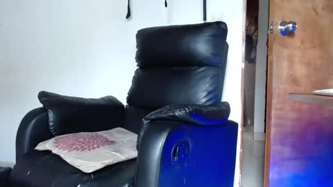 Snapshot of calioppe_10 chatting on 09/18/25, 03:36 Calioppe 10 online show from 09/18/25, 03:36