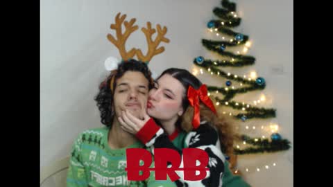 Snapshot of calipso_and_dimitri chatting on 12/17/25, 02:39 Calipso and Dimitri online show from 12/17/25, 02:39