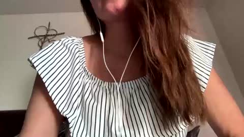 Snapshot of calishop1 chatting on 07/27/26, 01:56 calishop1 online show from 07/27/26, 01:56