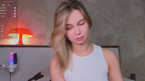 Snapshot of call__me_mommy_ chatting on 12/10/24, 02:06 Nancy Please thumbs up me online show from 12/10/24, 02:06