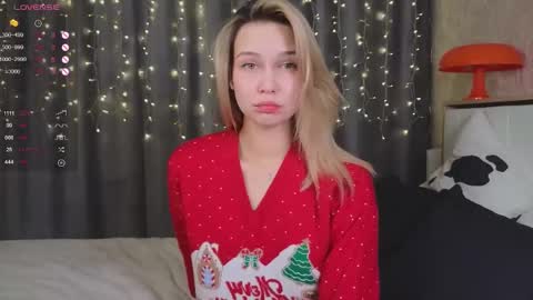 Snapshot of call__me_mommy_ chatting on 12/21/24, 06:34 Nancy Please thumbs up me online show from 12/21/24, 06:34