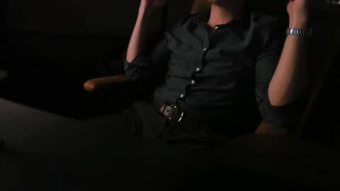 chief online show from 10/31/25, 05:03