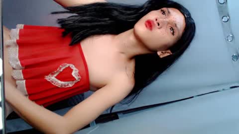 Snapshot of call_me_clara chatting on 04/25/26, 10:51 CALL ME CLARA online show from 04/25/26, 10:51
