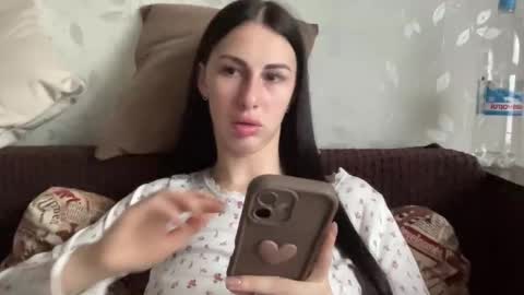 Snapshot of call_me_dad_ chatting on 12/05/25, 09:29 Anna online show from 12/05/25, 09:29