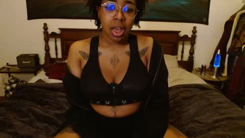 Snapshot of call_me_hedone chatting on 01/18/25, 01:19 Hedone online show from 01/18/25, 01:19