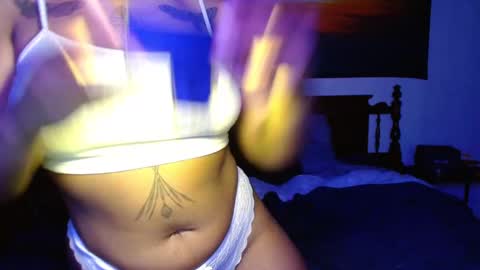 Snapshot of call_me_hedone chatting on 02/12/25, 03:27 Hedone online show from 02/12/25, 03:27