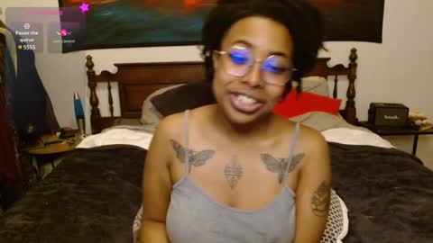 Snapshot of call_me_hedone chatting on 02/13/25, 09:49 Hedone online show from 02/13/25, 09:49