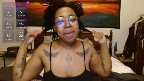 Snapshot of call_me_hedone chatting on 02/14/25, 10:47 Hedone online show from 02/14/25, 10:47