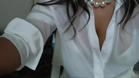 Snapshot of call_me_linda56 chatting on 04/01/26, 04:02 Call Me Linda online show from 04/01/26, 04:02