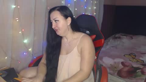 Snapshot of call_me_shaya chatting on 03/06/26, 04:25 Shaya online show from 03/06/26, 04:25