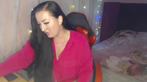 Snapshot of call_me_shaya chatting on 06/08/26, 03:34 Shaya online show from 06/08/26, 03:34