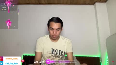 Snapshot of call_me_theo chatting on 09/23/25, 12:19 Mateo online show from 09/23/25, 12:19