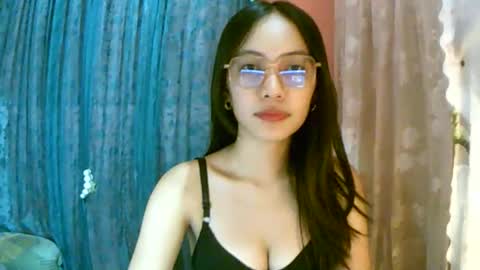 Snapshot of calla_freya chatting on 11/26/25, 10:16 Freya online show from 11/26/25, 10:16