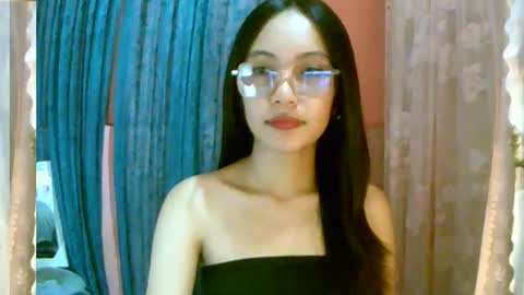 Snapshot of calla_freya chatting on 11/28/25, 06:16 Freya online show from 11/28/25, 06:16