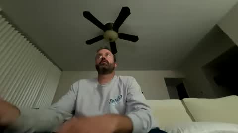 Whitest Boy Alive online show from 04/29/26, 07:23
