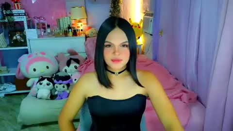 Snapshot of callme_mia chatting on 06/26/26, 04:28 Mia online show from 06/26/26, 04:28