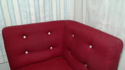 Snapshot of callme_pogs chatting on 12/16/24, 03:43 callme_pogs online show from 12/16/24, 03:43