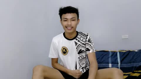 Snapshot of callmebabyceejay_ chatting on 04/01/26, 11:33 Ceejay online show from 04/01/26, 11:33